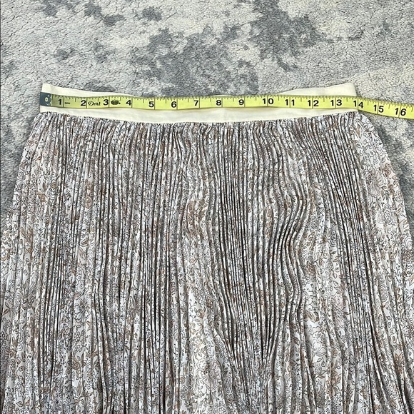 NWT Etro Micro Accordion Pleat Mini Skirt Floral Lace Hem Sz 44 - Picture 5 of 12